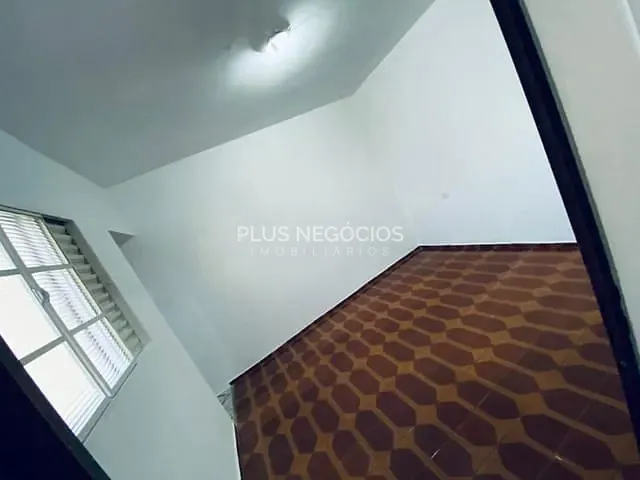 Casa com 210m² 2 quartos e 1 banheiro, à venda, no bairro Centro em Votorantim