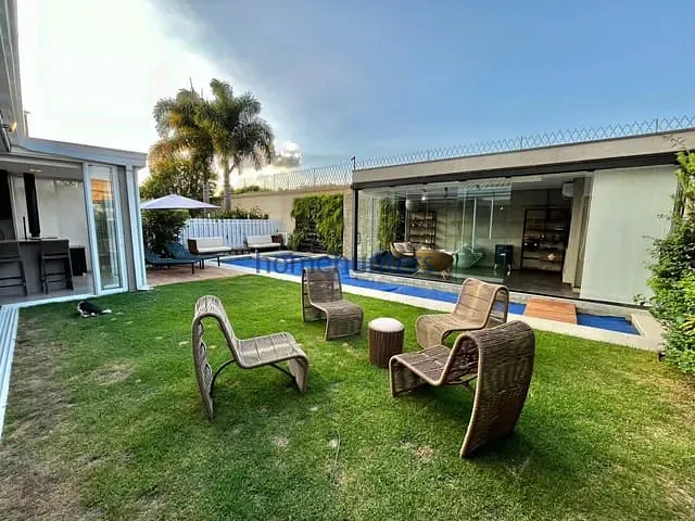 Casa com 350m² 5 quartos e 6 banheiros, à venda, no bairro Notre Dame em Campinas