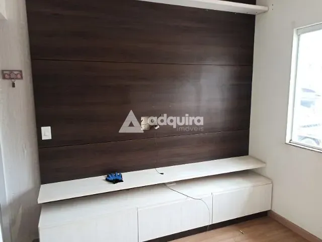 Casa 3 quartos e 1 banheiro, à venda, no bairro Cará-cará em Ponta Grossa