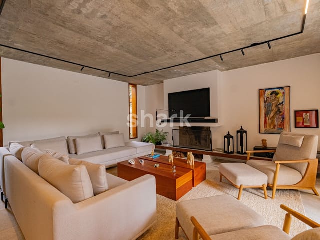Casa com 557m² 4 quartos e 6 banheiros, à venda, no bairro Alphaville em Santana de Parnaíba
