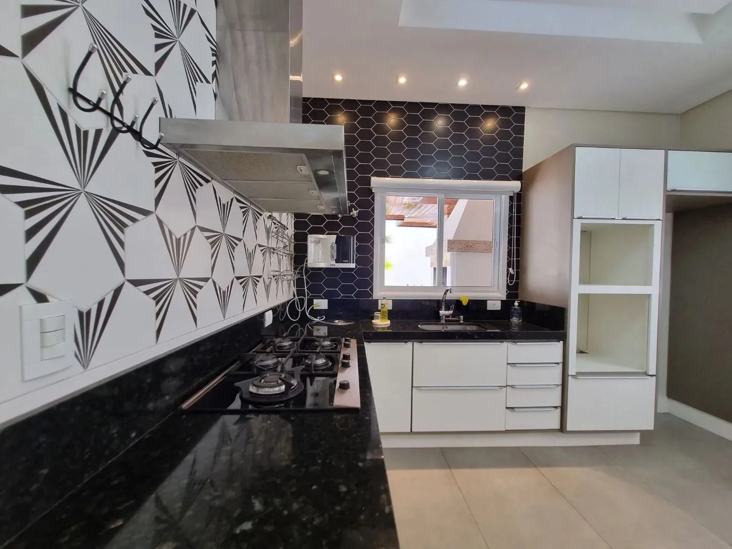 Casa, 4 quartos, 237 m² - Foto 10
