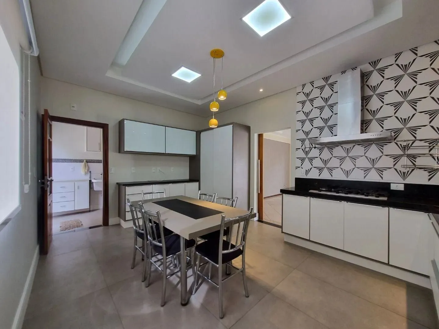 Casa, 4 quartos, 237 m² - Foto 9