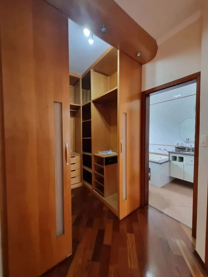 Casa, 4 quartos, 237 m² - Foto 27