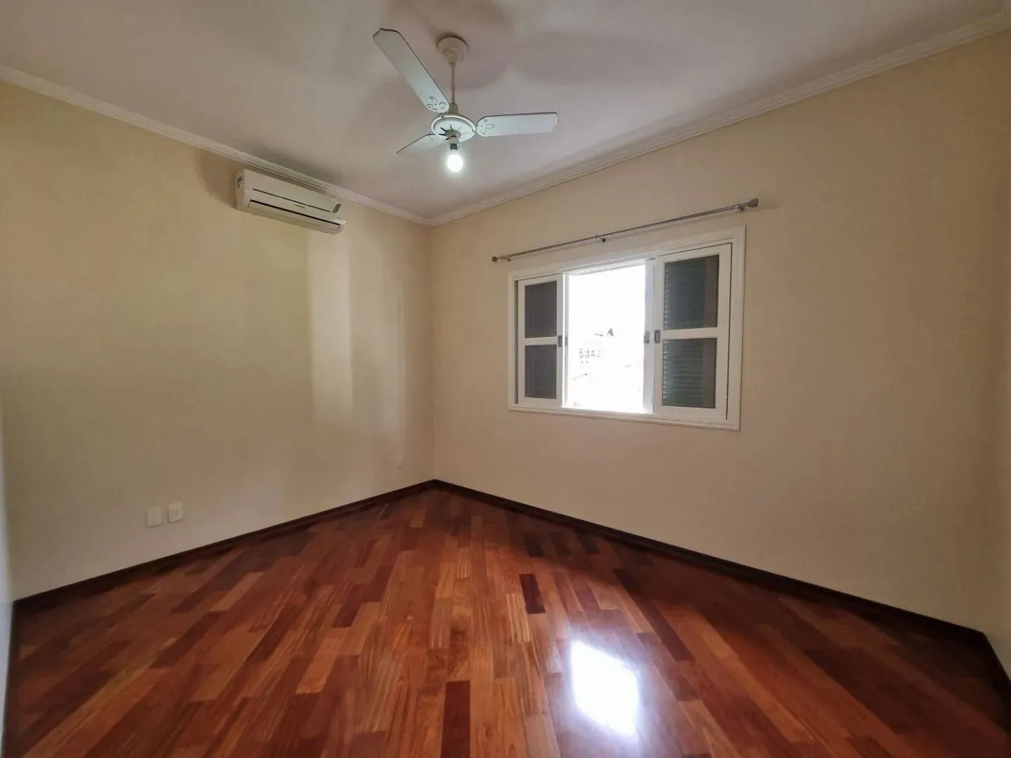 Casa, 4 quartos, 237 m² - Foto 25