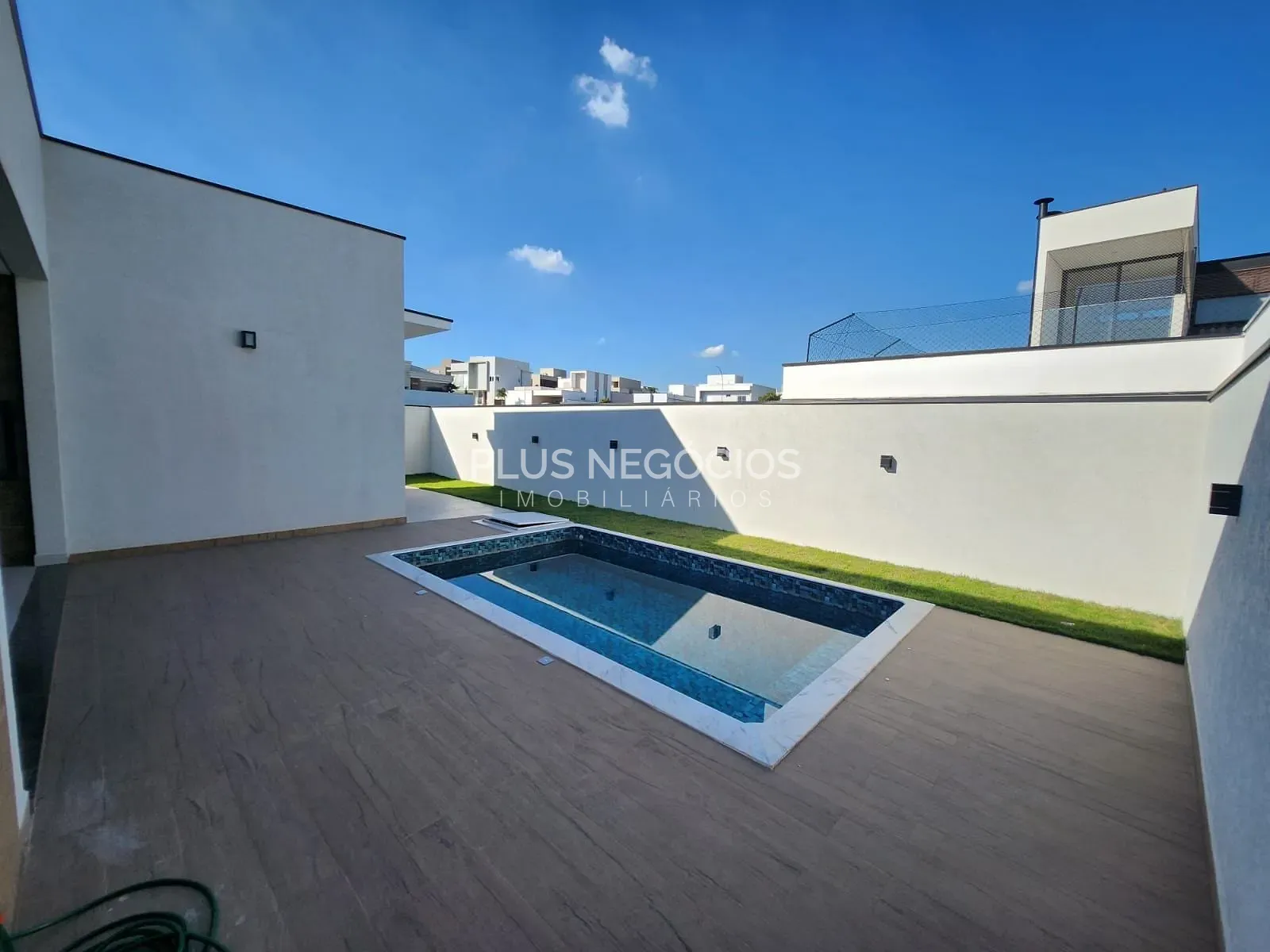 Casa, 3 quartos, 240 m² - Foto 8