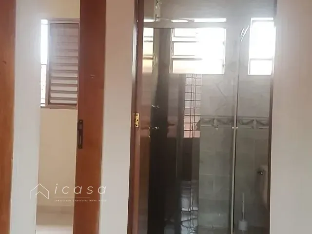 Casa com 210m² 4 quartos e 4 banheiros, à venda, no bairro Jardim Uirá em São José dos Campos