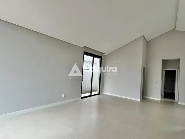 Casa com 309m² 3 quartos e 3 banheiros, à venda, no bairro Jardim Carvalho em Ponta Grossa