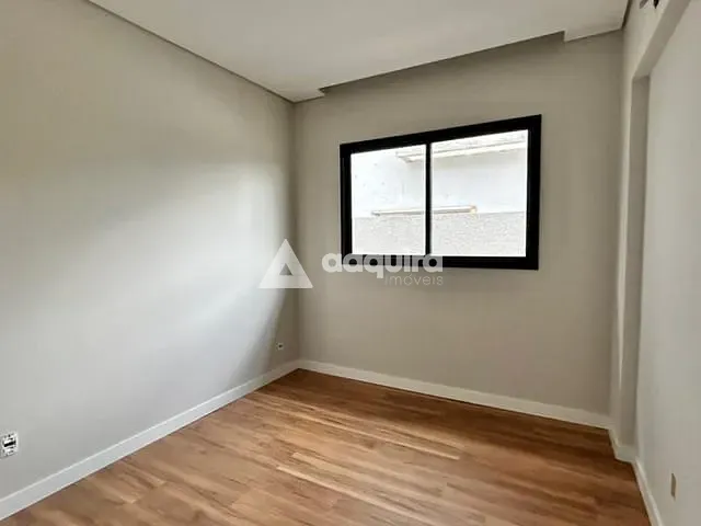 Casa com 309m² 3 quartos e 3 banheiros, à venda, no bairro Jardim Carvalho em Ponta Grossa