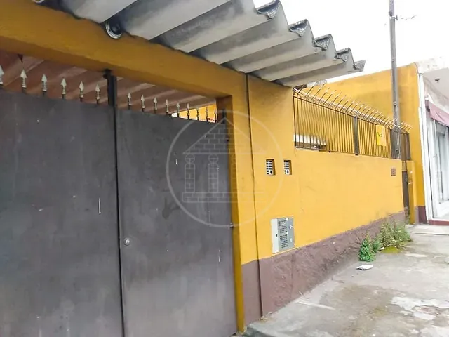 Casa com 250m², à venda, no bairro Jardim Ana Lúcia em São Paulo
