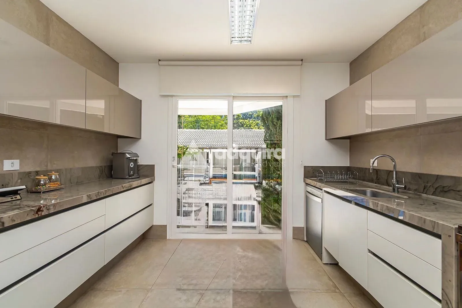Casa, 4 quartos, 383 m² - Foto 37