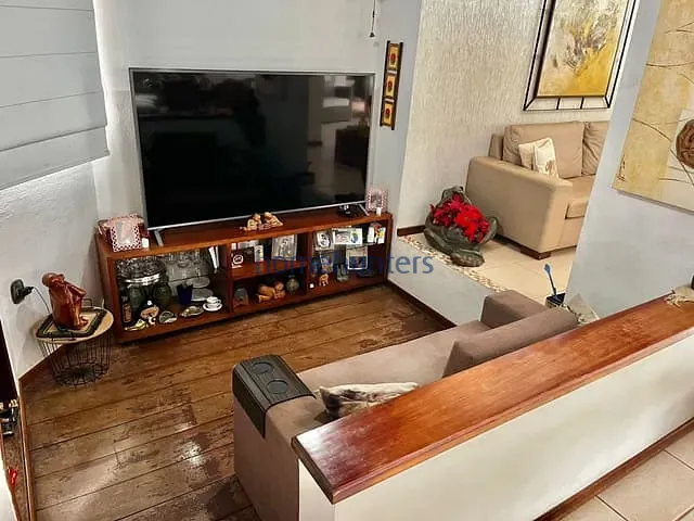 Casa com 650m² 4 quartos e 4 banheiros, à venda, no bairro Parque da Hípica em Campinas