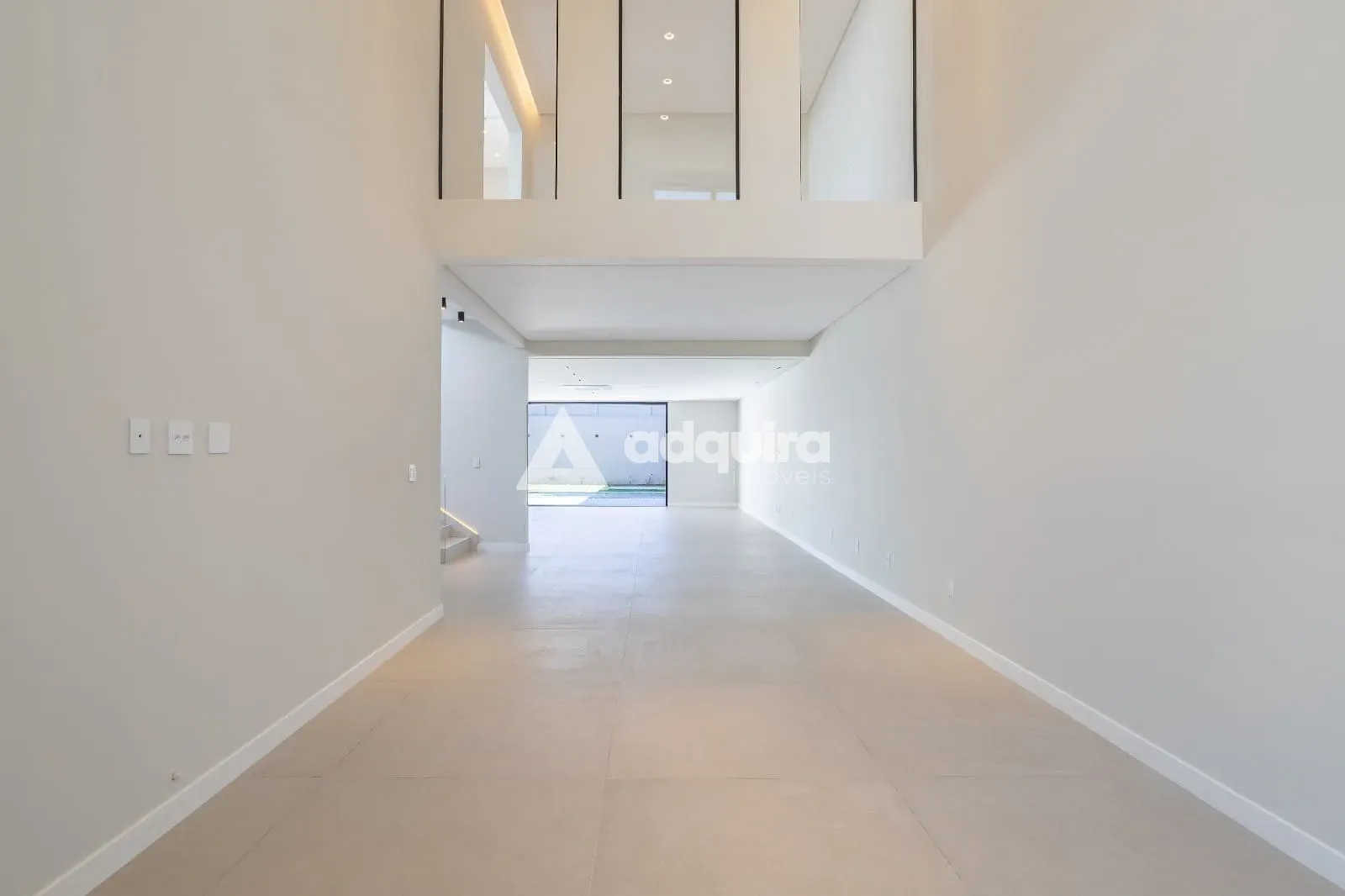 Casa, 3 quartos, 290 m² - Foto 2