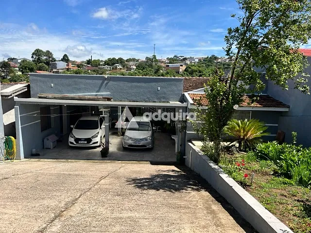 Casa 6 quartos e 3 banheiros, à venda, no bairro Ronda em Ponta Grossa