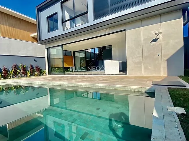 Casa com 455m² 4 quartos e 4 banheiros, à venda, no bairro Alphaville Nova Esplanada 4 em Votorantim