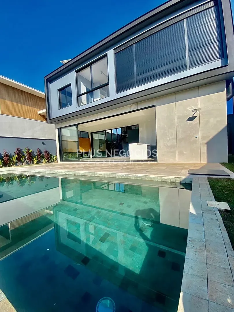 Casa, 4 quartos, 355 m² - Foto 1