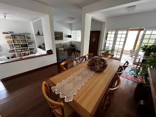 Casa com 650m² 4 quartos e 4 banheiros, à venda, no bairro Parque da Hípica em Campinas