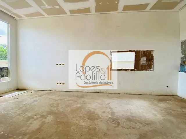 Casa com 384m² 3 quartos e 2 banheiros, à venda, no bairro Serras de Atibaia I em Atibaia
