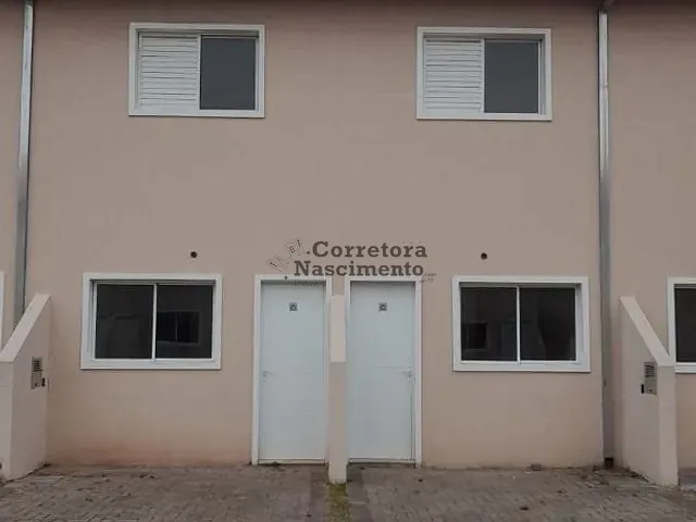 Casa com 64m² 2 quartos e 2 banheiros, à venda, no bairro Jardim Jacinto em Jacareí