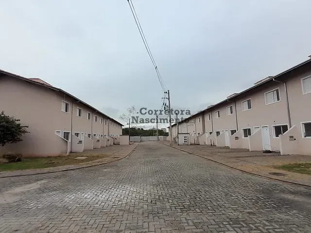 Casa com 64m² 2 quartos e 2 banheiros, à venda, no bairro Jardim Jacinto em Jacareí