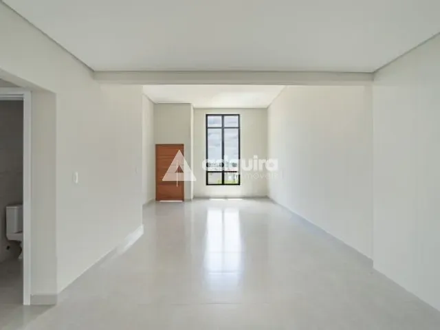 Casa 3 quartos e 2 banheiros, à venda, no bairro Contorno em Ponta Grossa