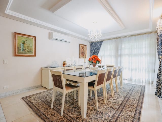 Casa com 2686m² 4 quartos e 8 banheiros, à venda, no bairro Alphaville em Santana de Parnaíba