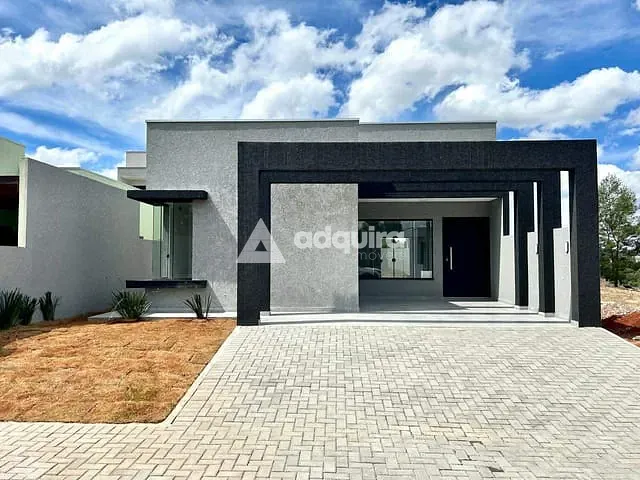 Casa com 200m² 3 quartos e 2 banheiros, à venda, no bairro Contorno em Ponta Grossa