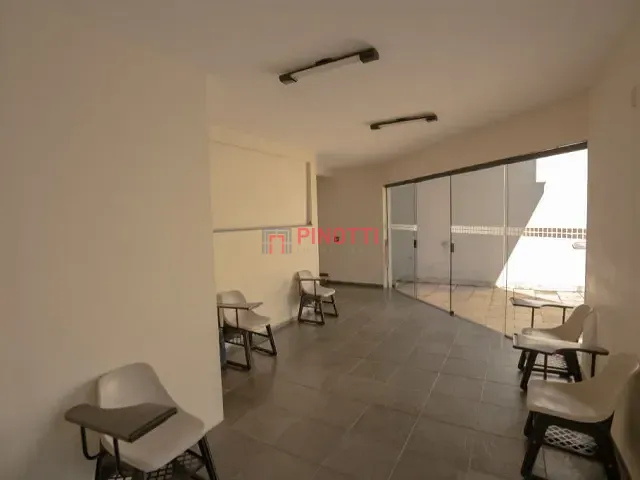 Casa à venda ou para alugar, no bairro Jardim do Mar em São Bernardo do Campo