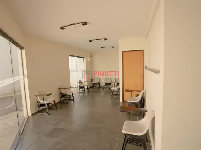 Casa à venda ou para alugar, no bairro Jardim do Mar em São Bernardo do Campo