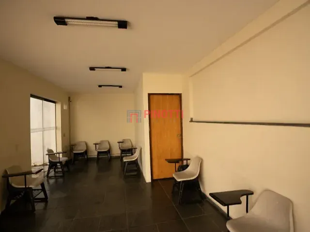 Casa à venda ou para alugar, no bairro Jardim do Mar em São Bernardo do Campo