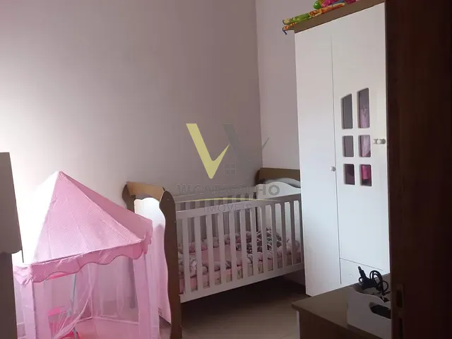 Casa com 150m² 3 quartos e 2 banheiros, à venda, no bairro Residencial das Flores em Anápolis