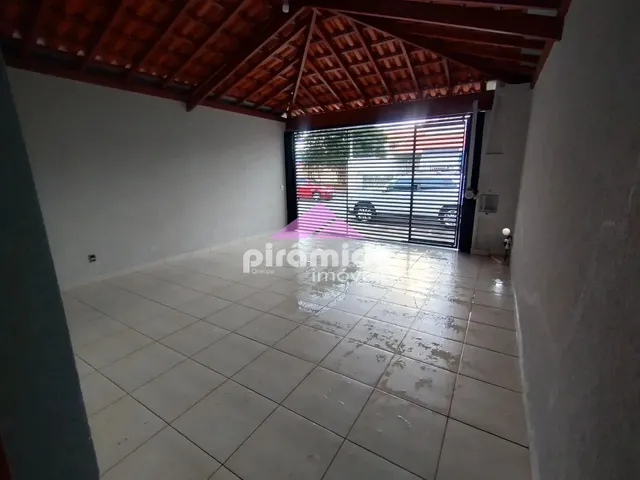 Casa com 10m² 3 quartos e 2 banheiros, à venda, no bairro Parque Industrial em São José Dos Campos