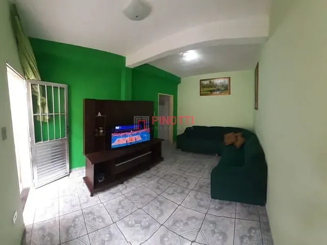 Casa 2 quartos e 2 banheiros, à venda, no bairro Jardim Inamar em Diadema