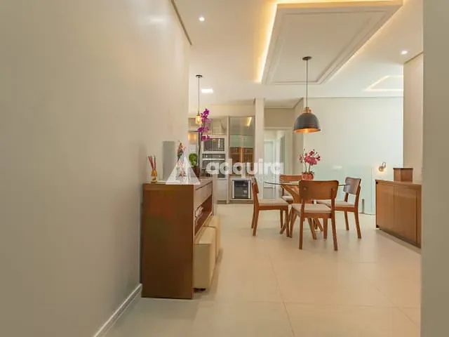 Casa com 313m² 4 quartos e 4 banheiros, à venda, no bairro Jardim Carvalho em Ponta Grossa