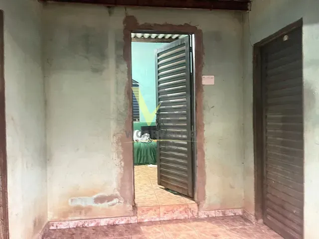 Casa com 300m² 2 quartos e 1 banheiro, à venda, no bairro Setor Escala em Anápolis