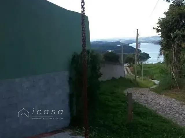 Casa com 36000m² 3 quartos e 5 banheiros, à venda, no bairro Rio Claro em Paraibuna