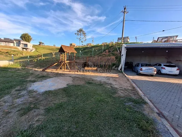 Casa com 2000m², à venda, no bairro Condomínio Parque Vale dos Lagos em Jacareí