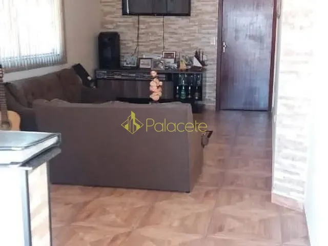 Casa 3 quartos e 2 banheiros, à venda, no bairro Parque Senhor do Bonfim em Taubaté