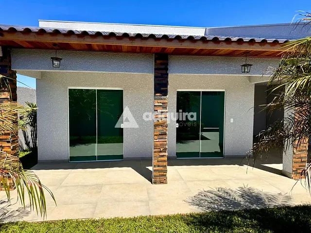 Casa com 300m², à venda, no bairro Chapada em Ponta Grossa