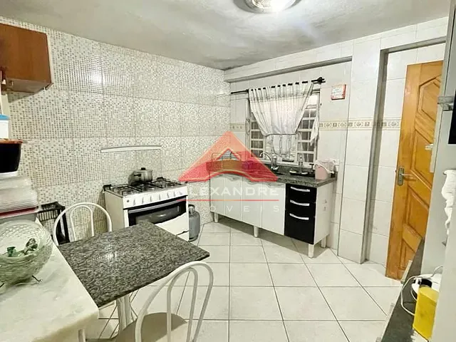 Casa com 222m² 3 quartos e 2 banheiros, à venda, no bairro Monte Castelo em São José dos Campos
