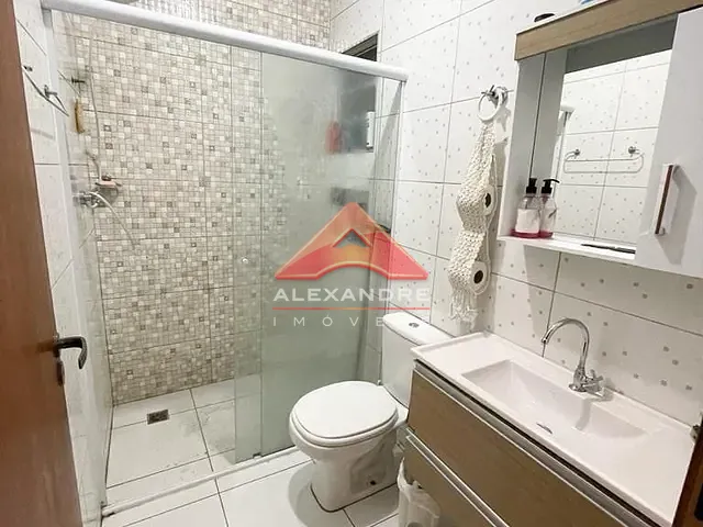 Casa com 222m² 3 quartos e 2 banheiros, à venda, no bairro Monte Castelo em São José dos Campos
