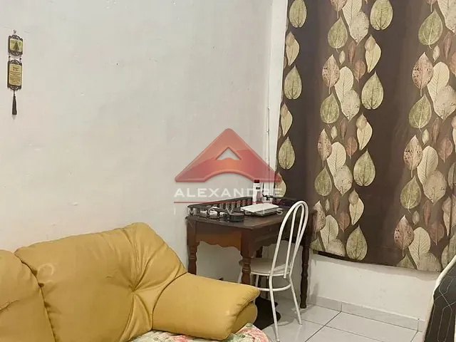 Casa com 222m² 3 quartos e 2 banheiros, à venda, no bairro Monte Castelo em São José dos Campos