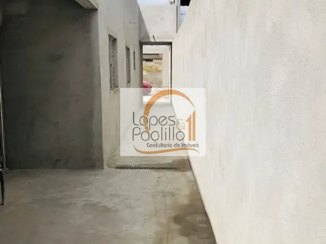 Casa com 175m² 2 quartos e 2 banheiros, à venda, no bairro Nova Cerejeira em Atibaia