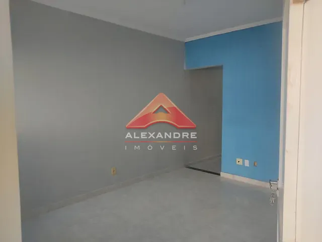 Casa com 140m² 3 quartos e 1 banheiro, à venda, no bairro Jardim Santa Júlia em São José dos Campos