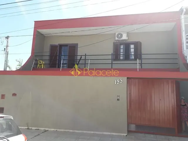 Casa com 300m² 4 quartos e 2 banheiros, à venda, no bairro Portal das Colinas em Guaratinguetá