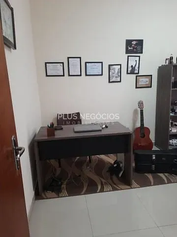 Casa, 3 quartos, 220 m² - Foto 3