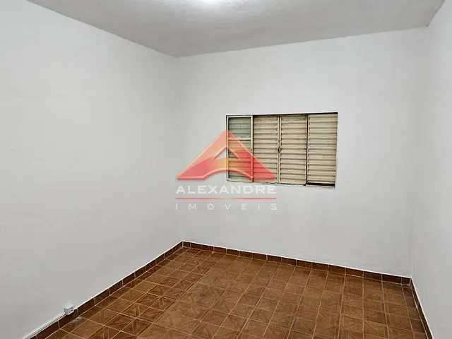 Casa com 125m² 2 quartos e 1 banheiro, à venda, no bairro Vila Tesouro em São José dos Campos