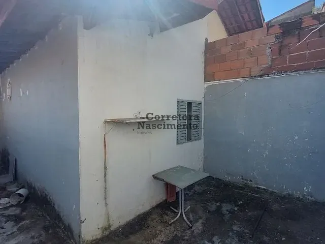 Casa com 125m² 2 quartos e 1 banheiro, à venda, no bairro Vila Formosa em Jacareí