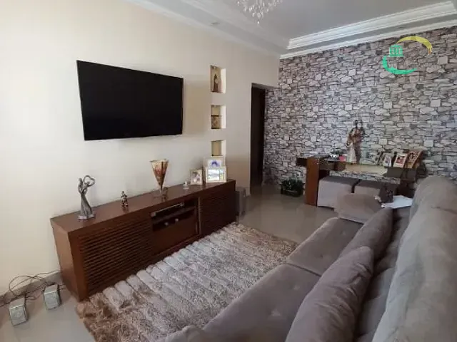 Casa com 209m² 2 quartos e 3 banheiros, à venda, no bairro Fundação da Casa Popular em Campinas