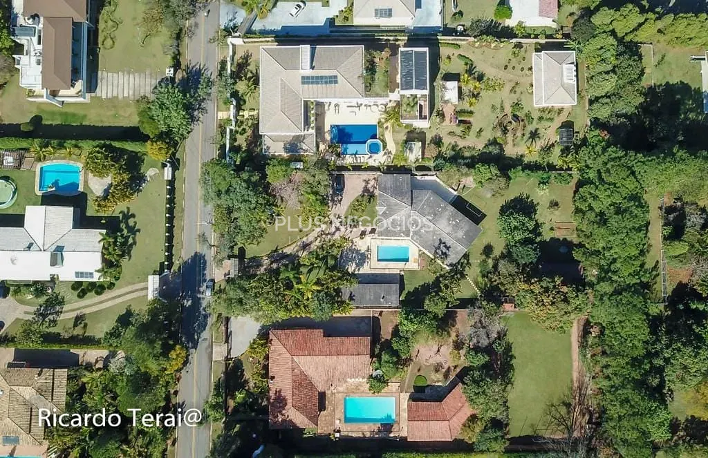 Casa, 4 quartos, 650 m² - Foto 1