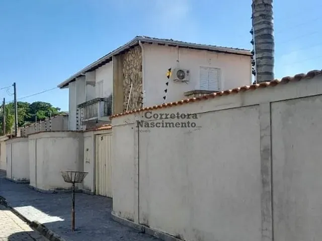 Casa com 320m², à venda, no bairro Jardim Florida em Jacareí